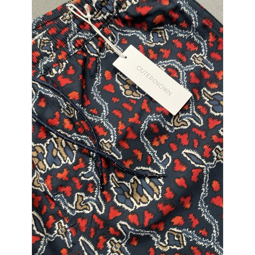 Outerknown Shorts Mens Size M Nomadic Printed Volley Hybrid 100% Polyester NWT - Picture 3 of 11